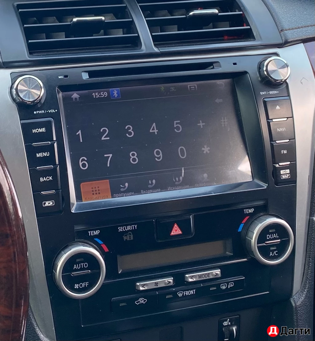 Toyota Camry, 2013 года