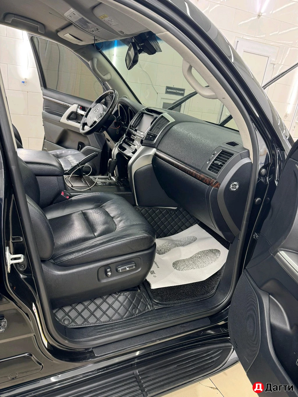 Toyota Land Cruiser, 2013 года