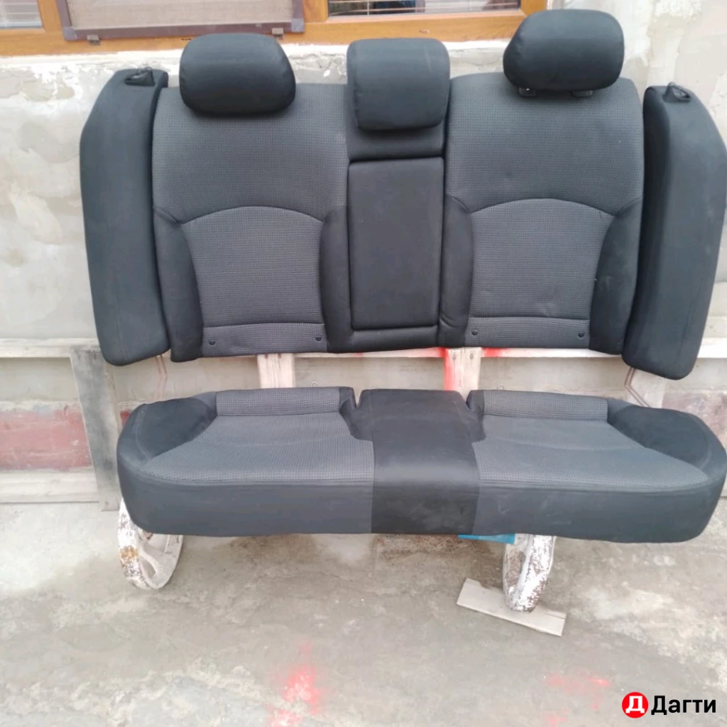 Задний ряд сидушек