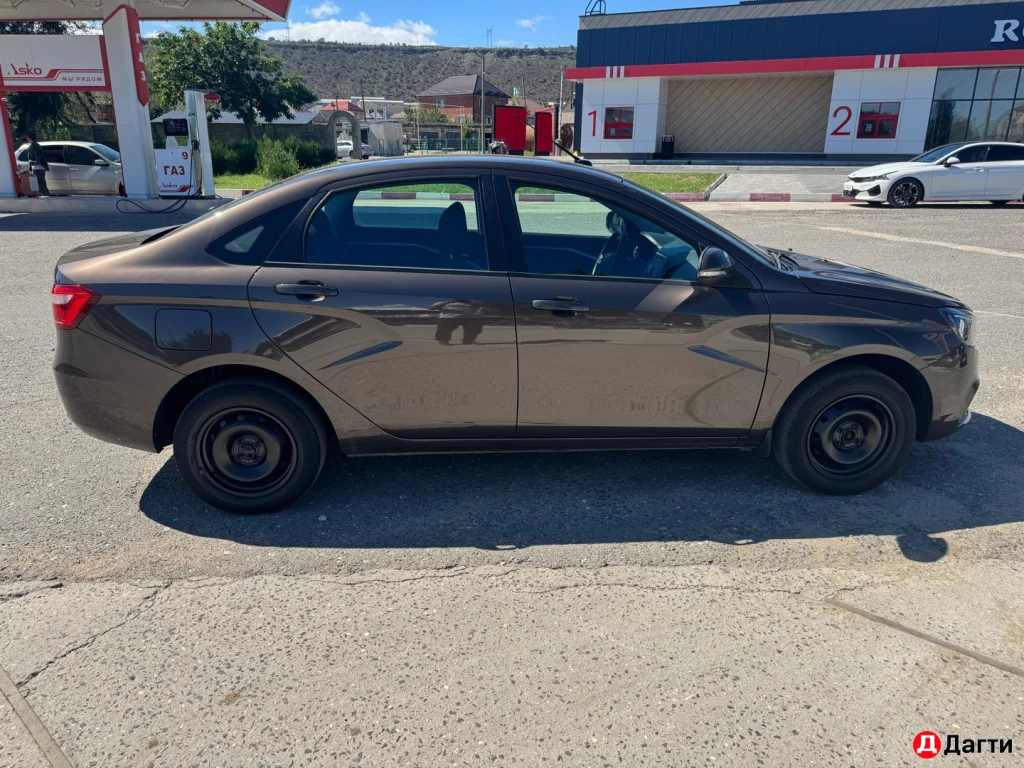 LADA (ВАЗ) Vesta, 2019 года