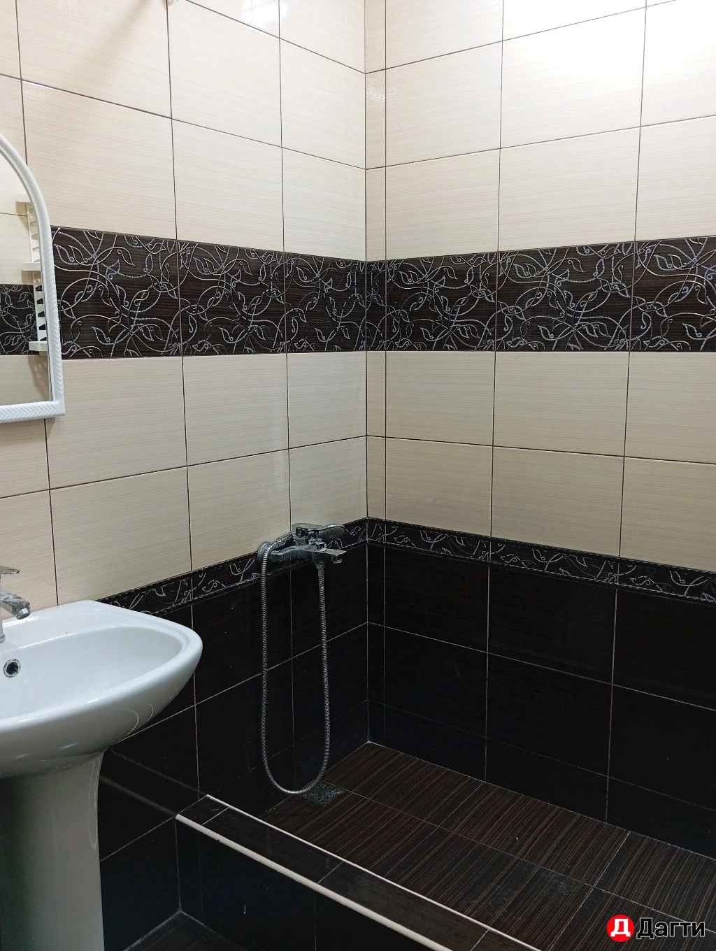 Квартира, 2 комнаты, 75 м²