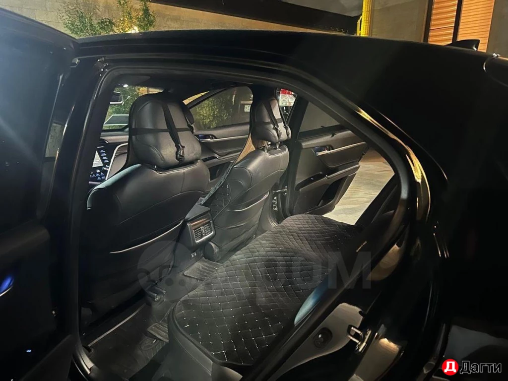 Toyota Camry, 2020 года