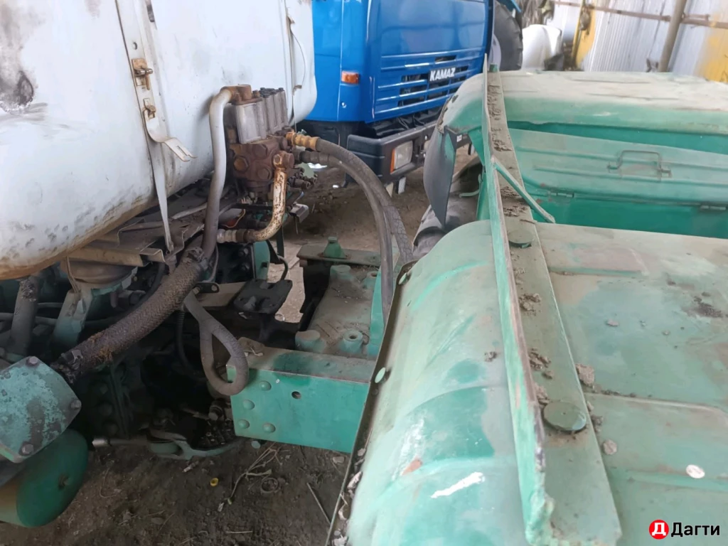 Трактор т150