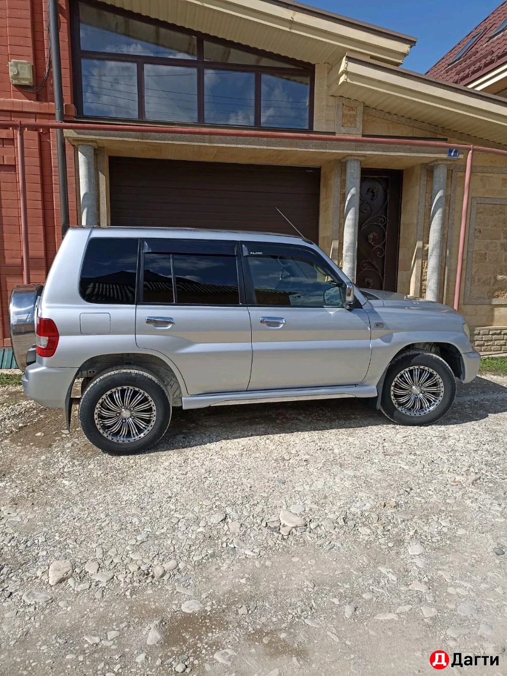 Mitsubishi Pajero iO, 2005 года