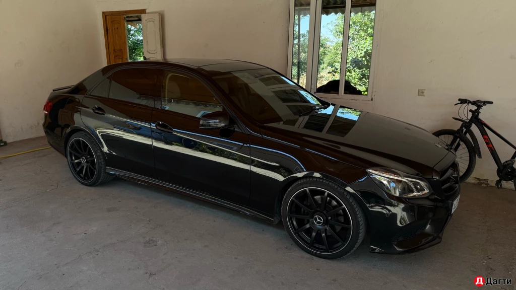 Mercedes-Benz E-Класс, 2014 года