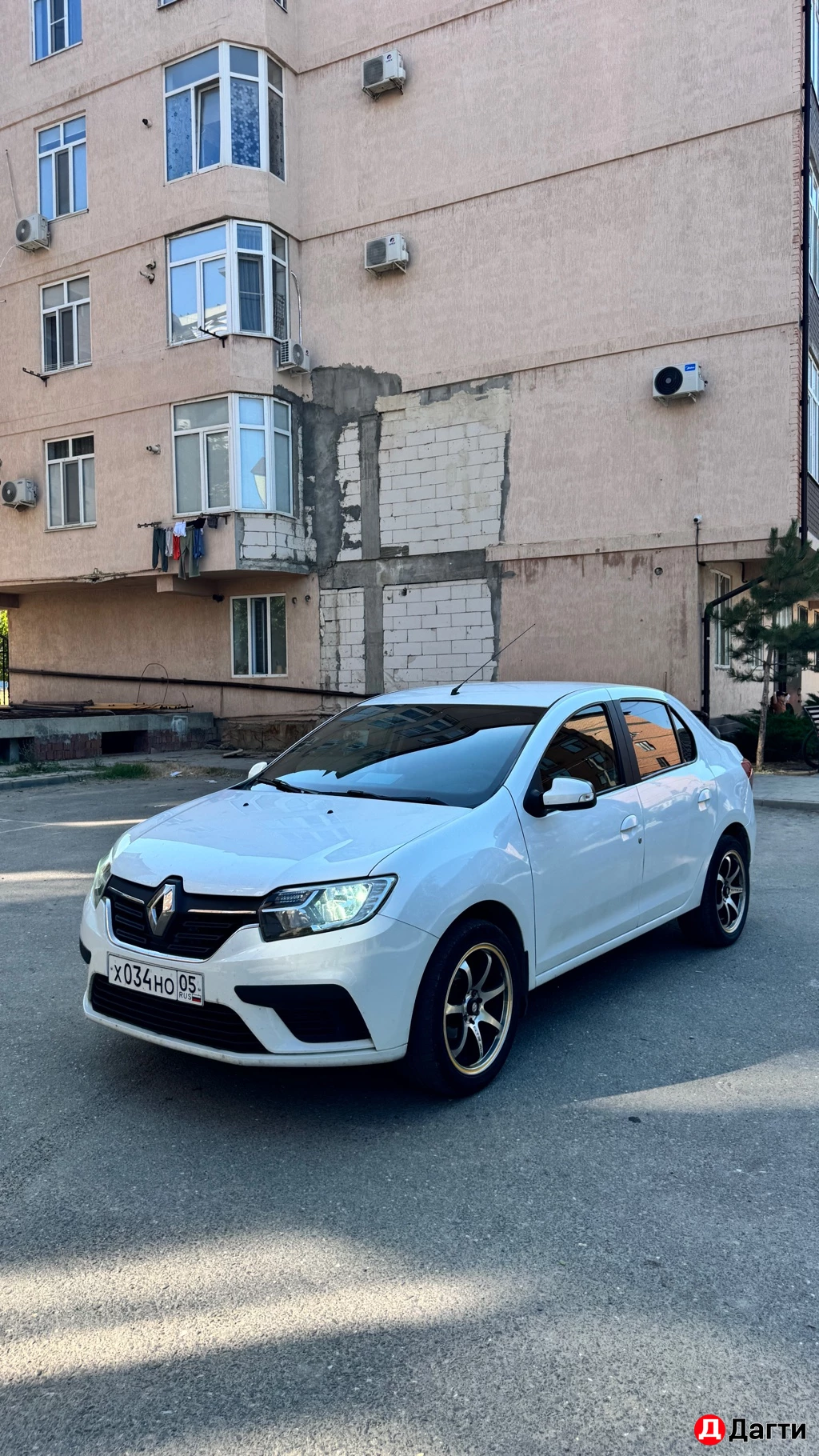 Renault Logan, 21 года