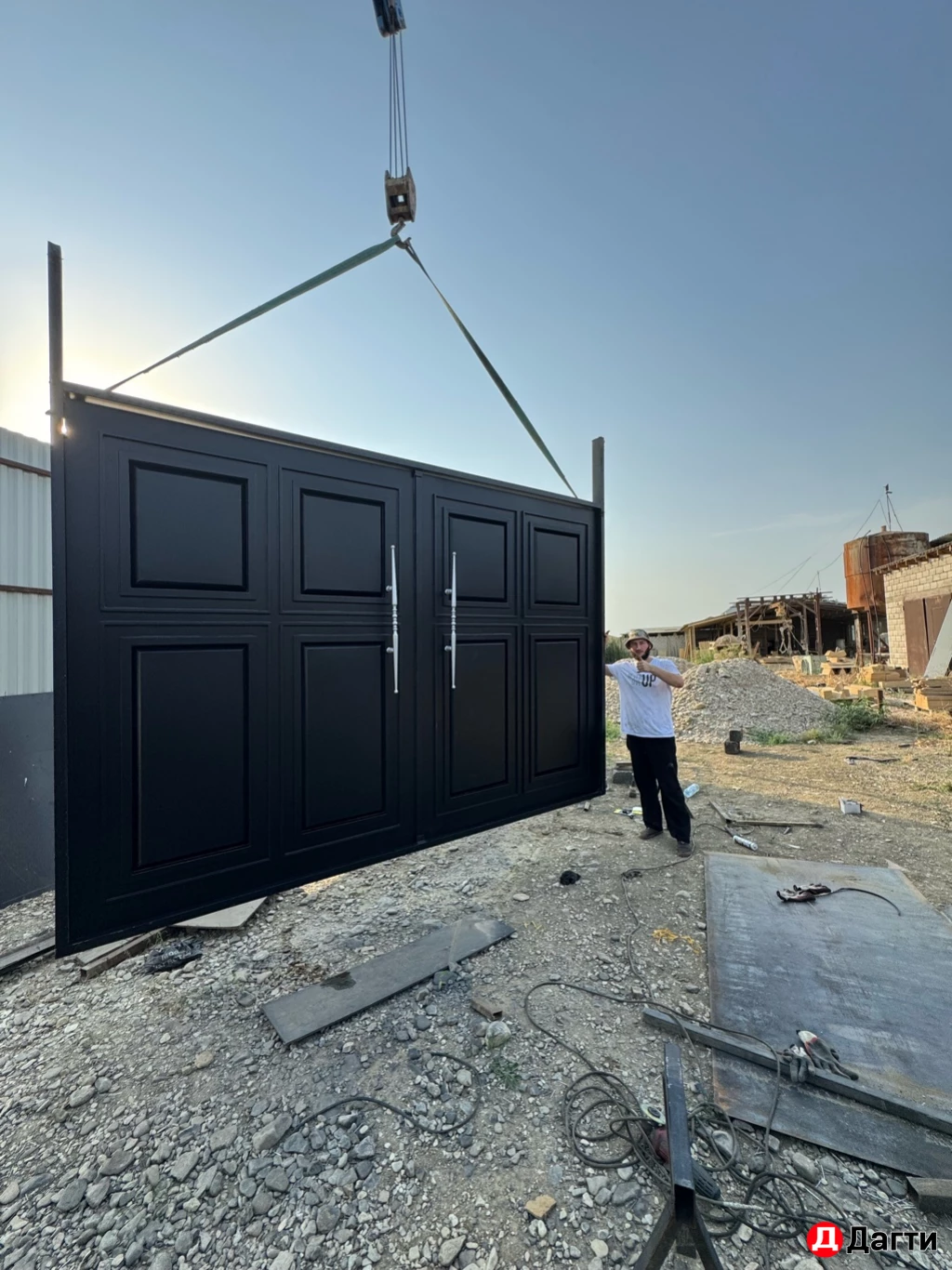 Ворота распашные навесы