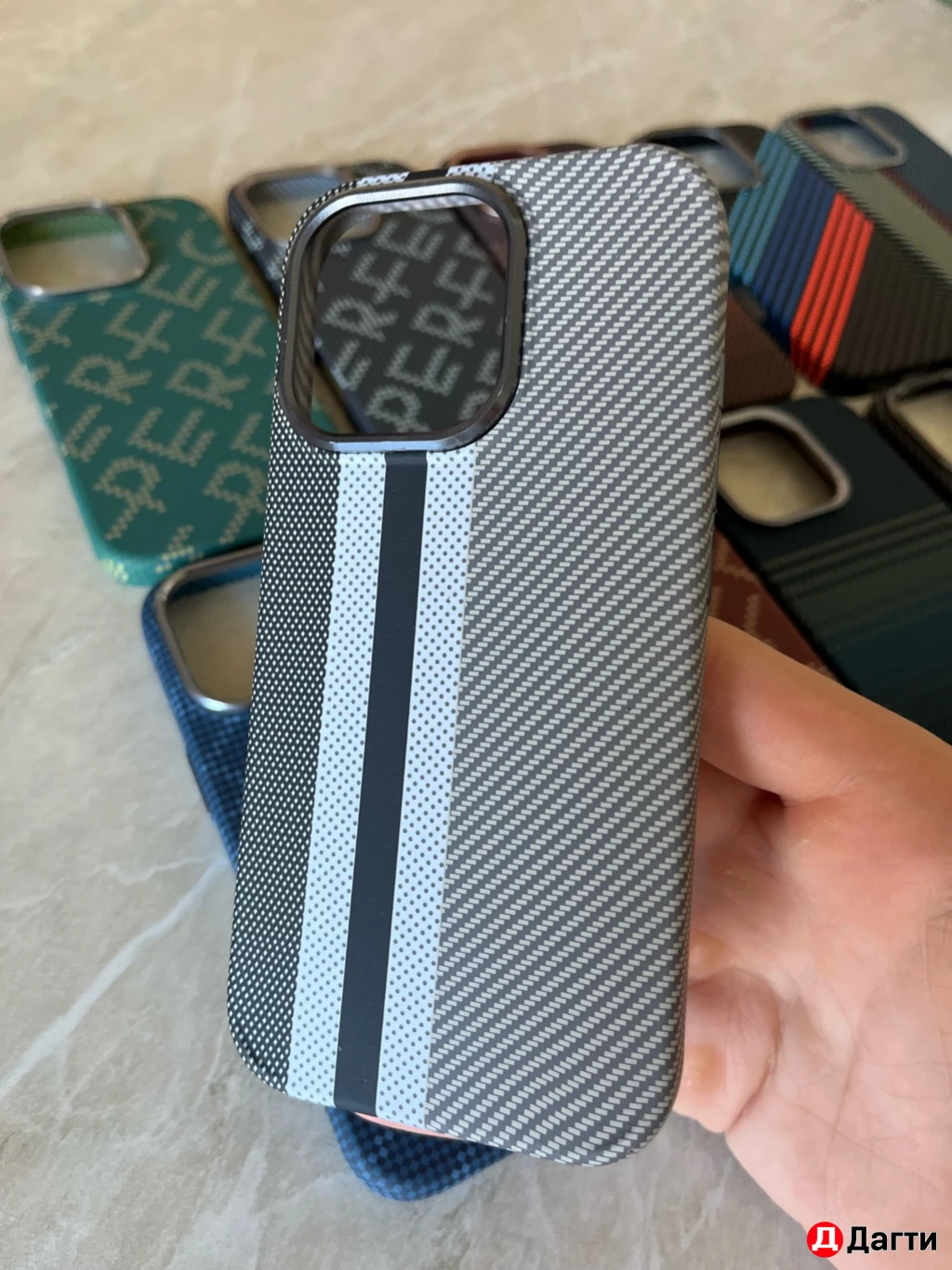 Чехол на iPhone