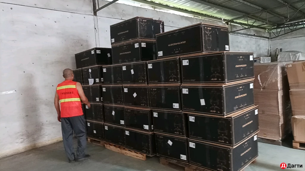 Компьютерные кресла DxRacer