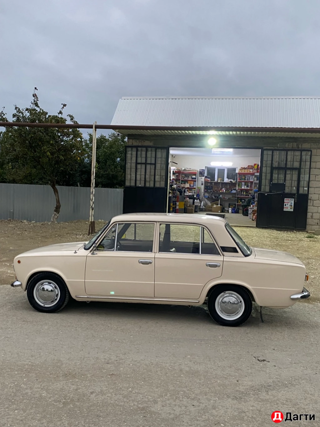 LADA (ВАЗ) 2101, 1981 года