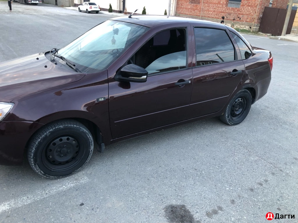 LADA (ВАЗ) Granta, 2013 года