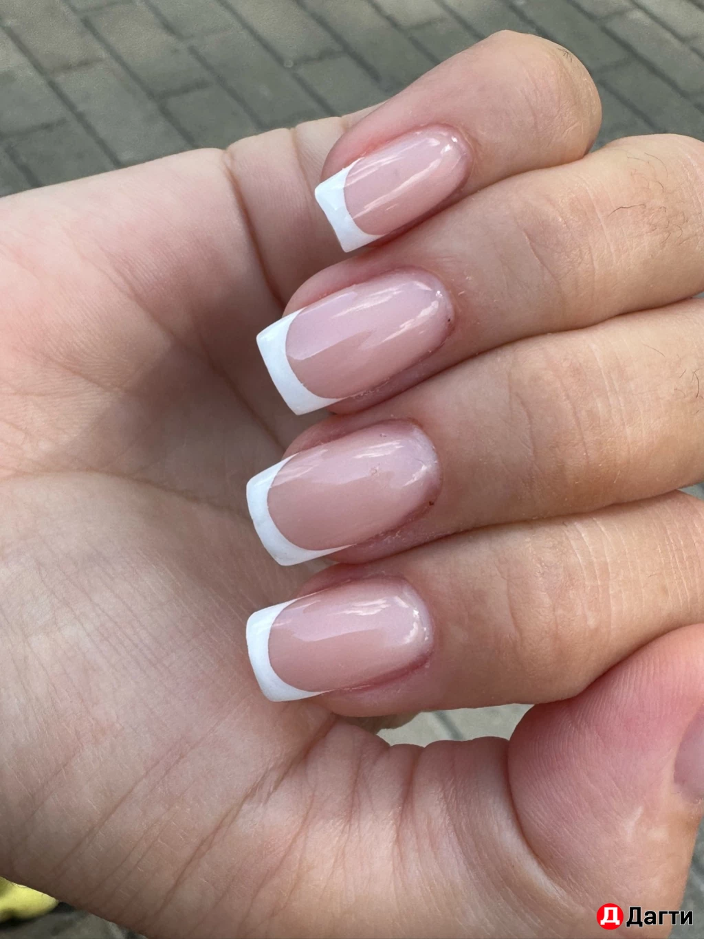 Наращивание ногтей