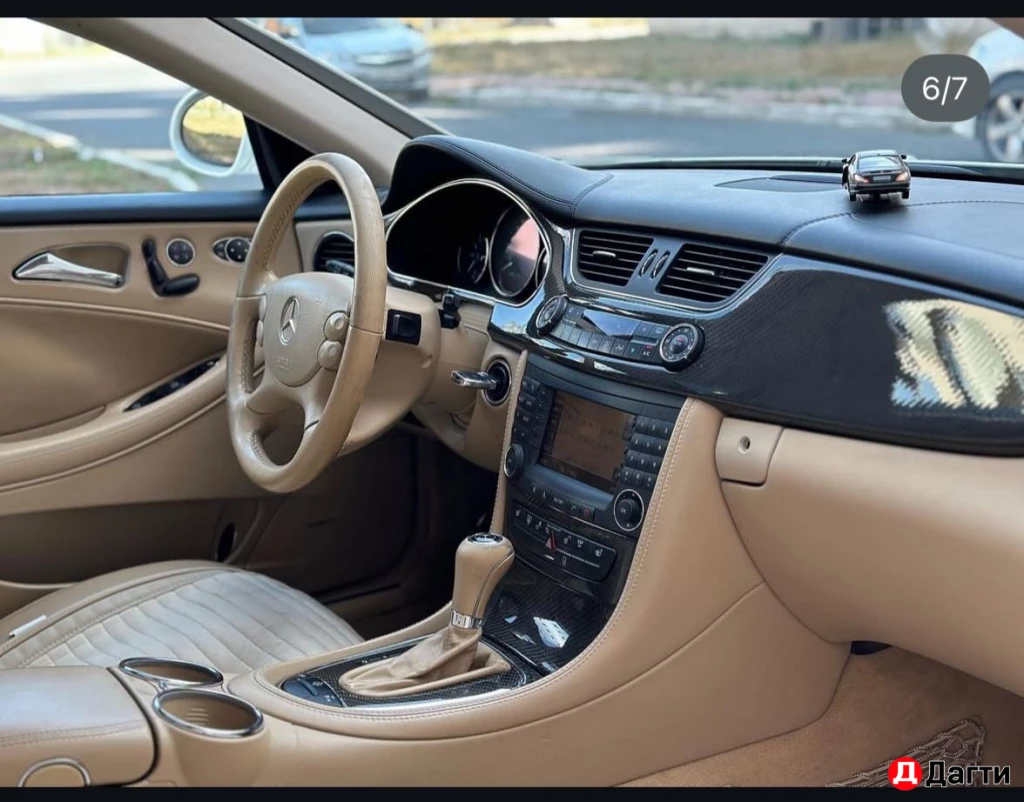 Mercedes-Benz CLS, 2005 года