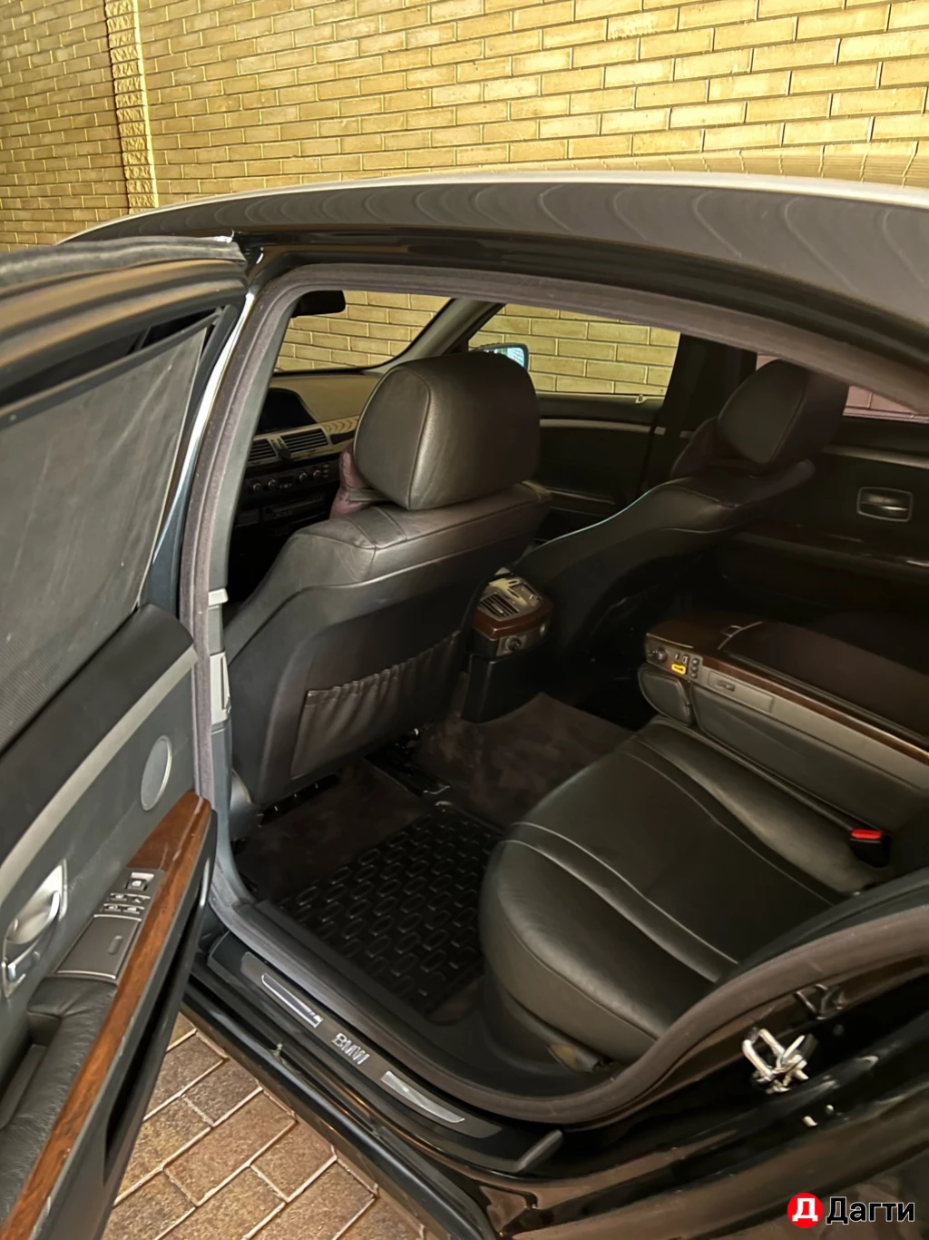 BMW 7 серии, 2008 года