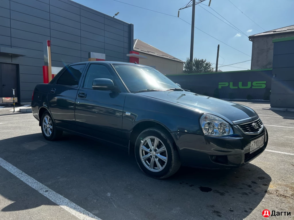 LADA (ВАЗ) Priora, 2012 года