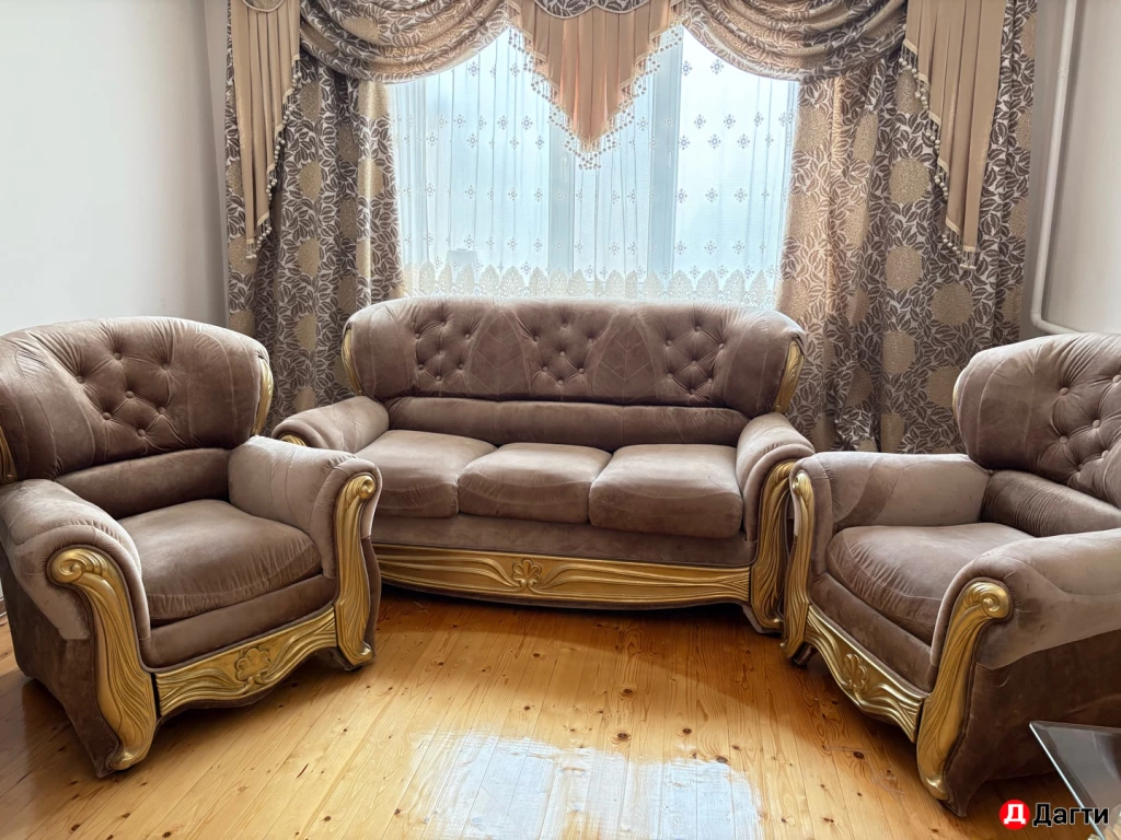 Диван с креслами