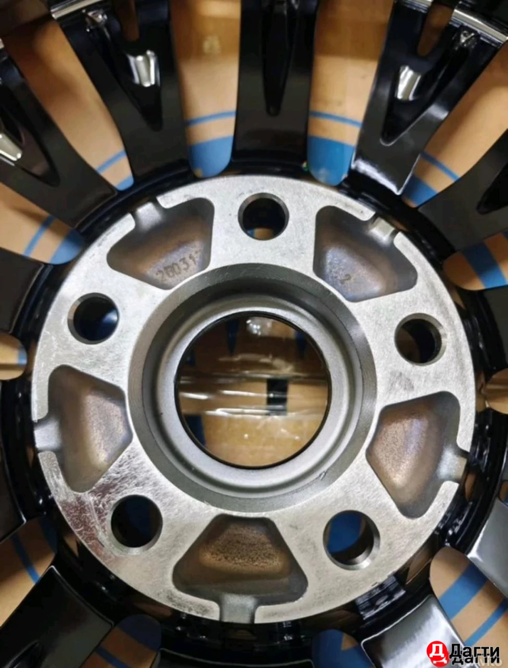 Новые кованных диски на Toyota Camry Flow Form R19