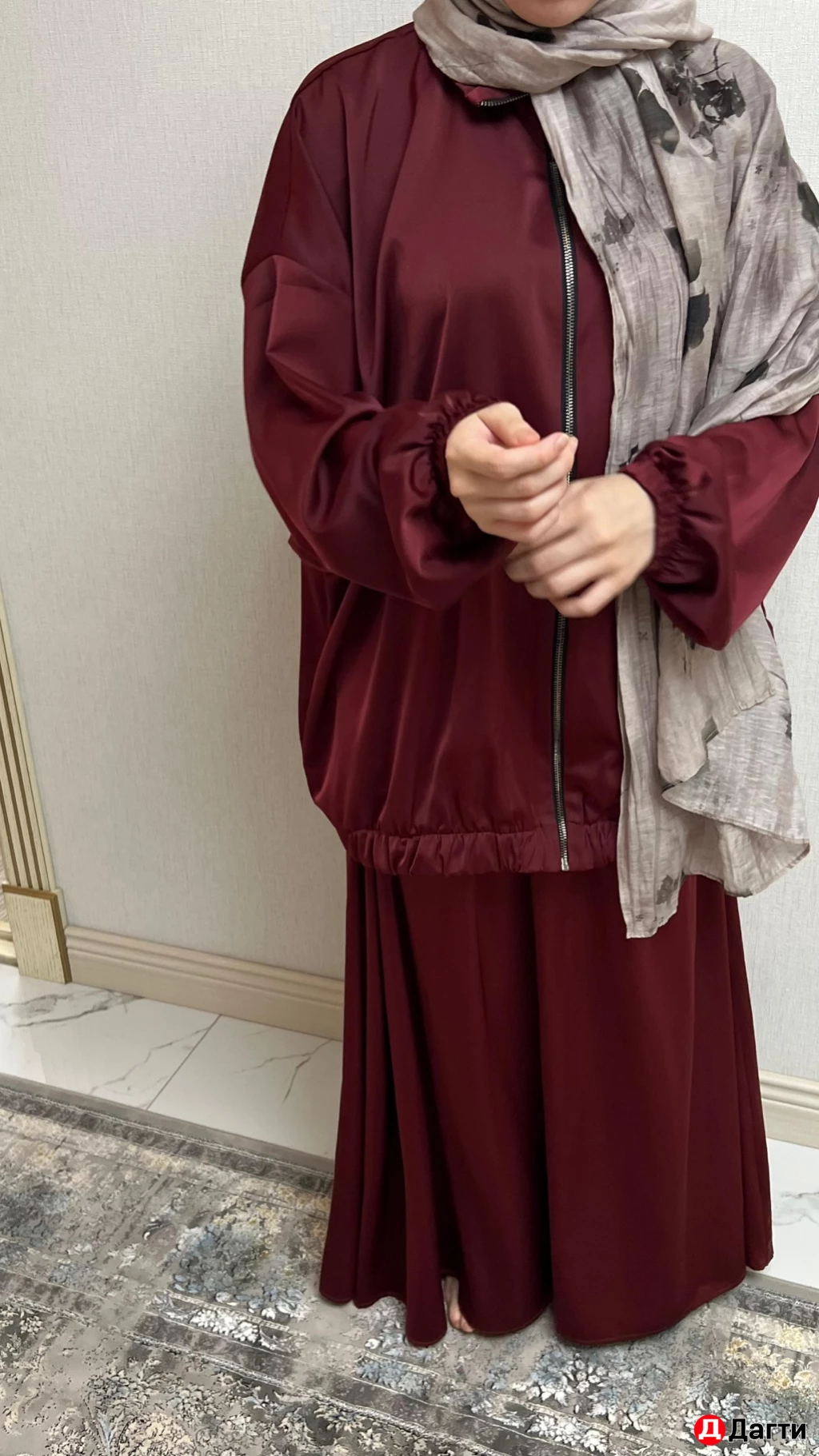 Женский костюм