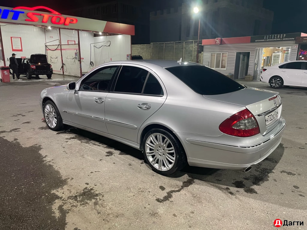 Mercedes-Benz E-Класс, 2008 года