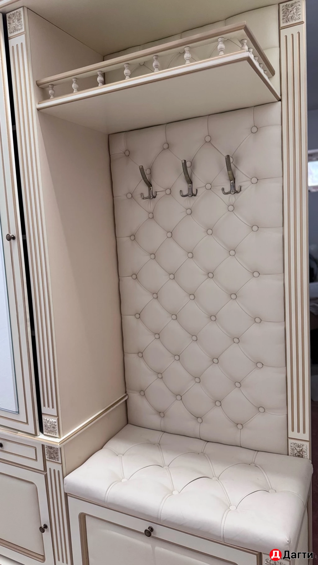 Шкаф для прихожей