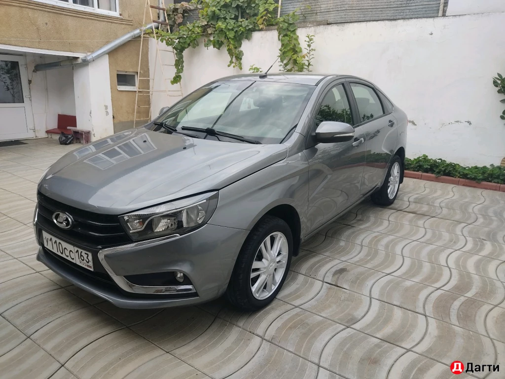 LADA (ВАЗ) Vesta, 2017 года