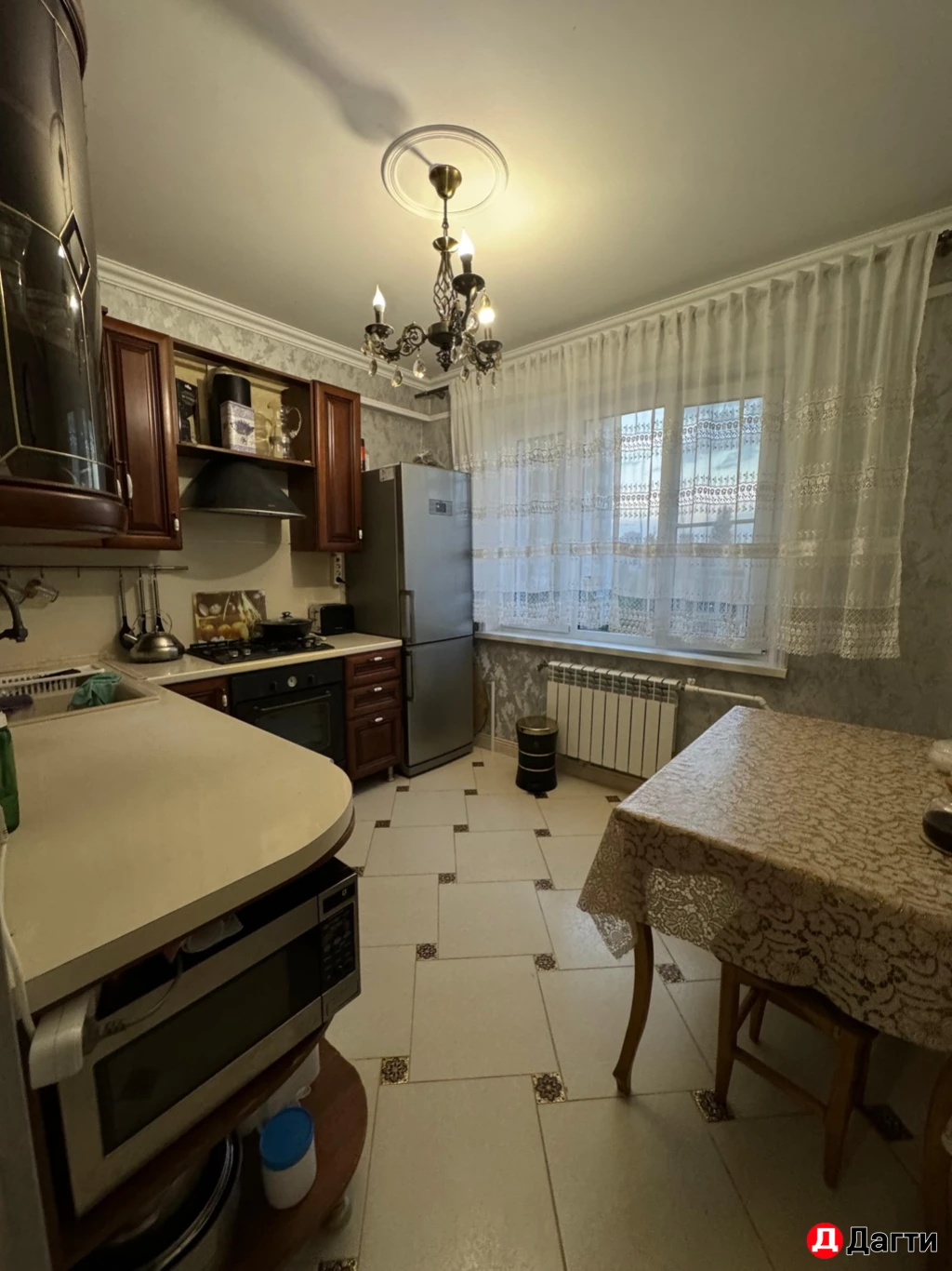 Квартира, 3 комнаты, 70 м²