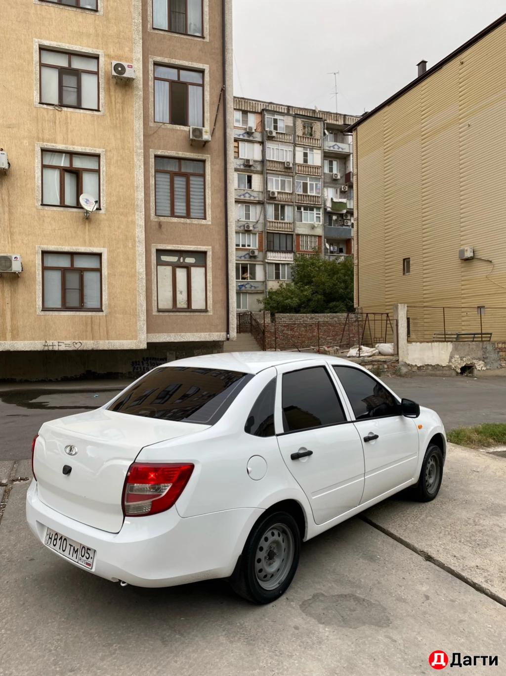 LADA (ВАЗ) Granta, 2015 года