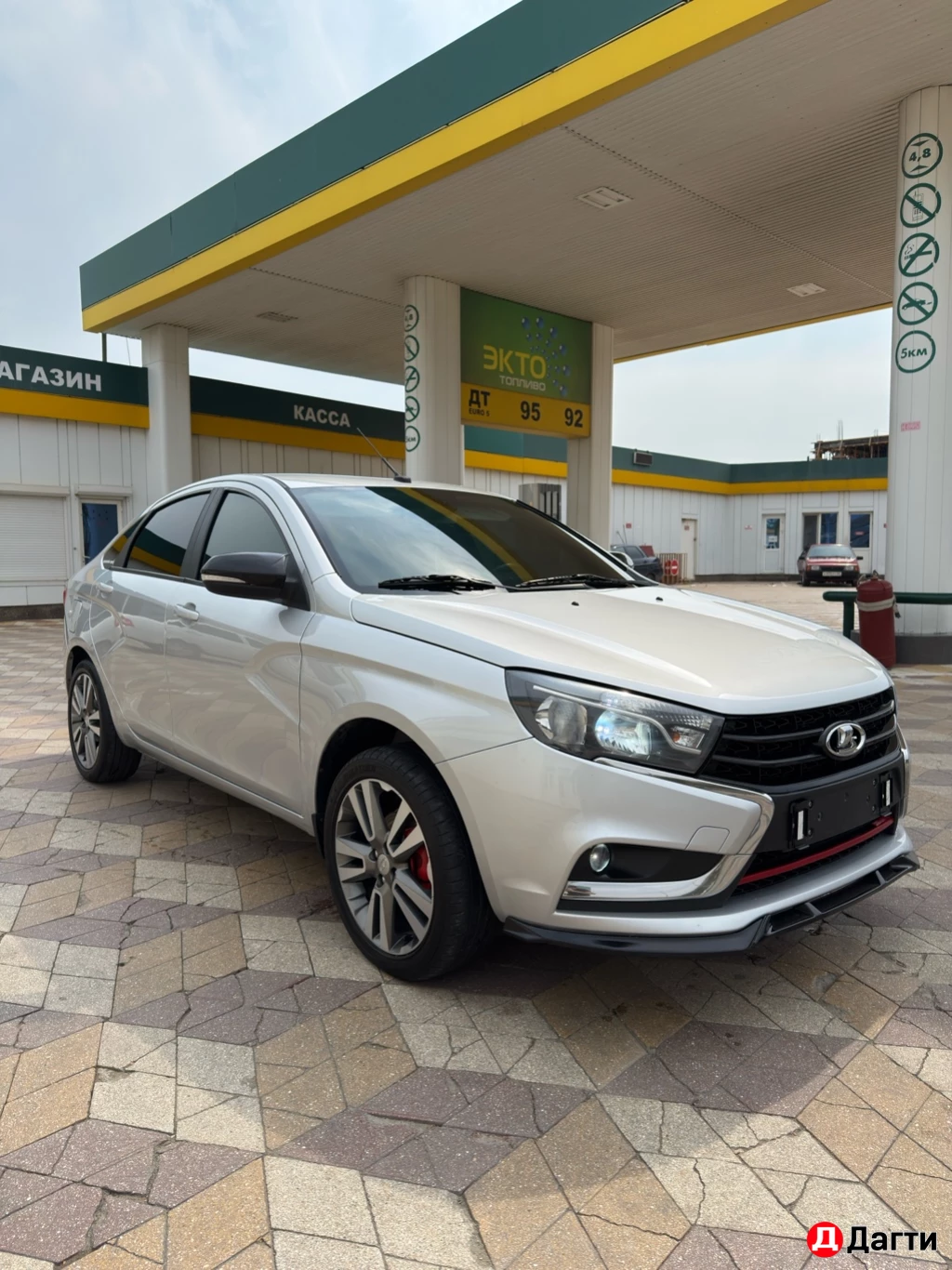 LADA (ВАЗ) Vesta, 2017 года