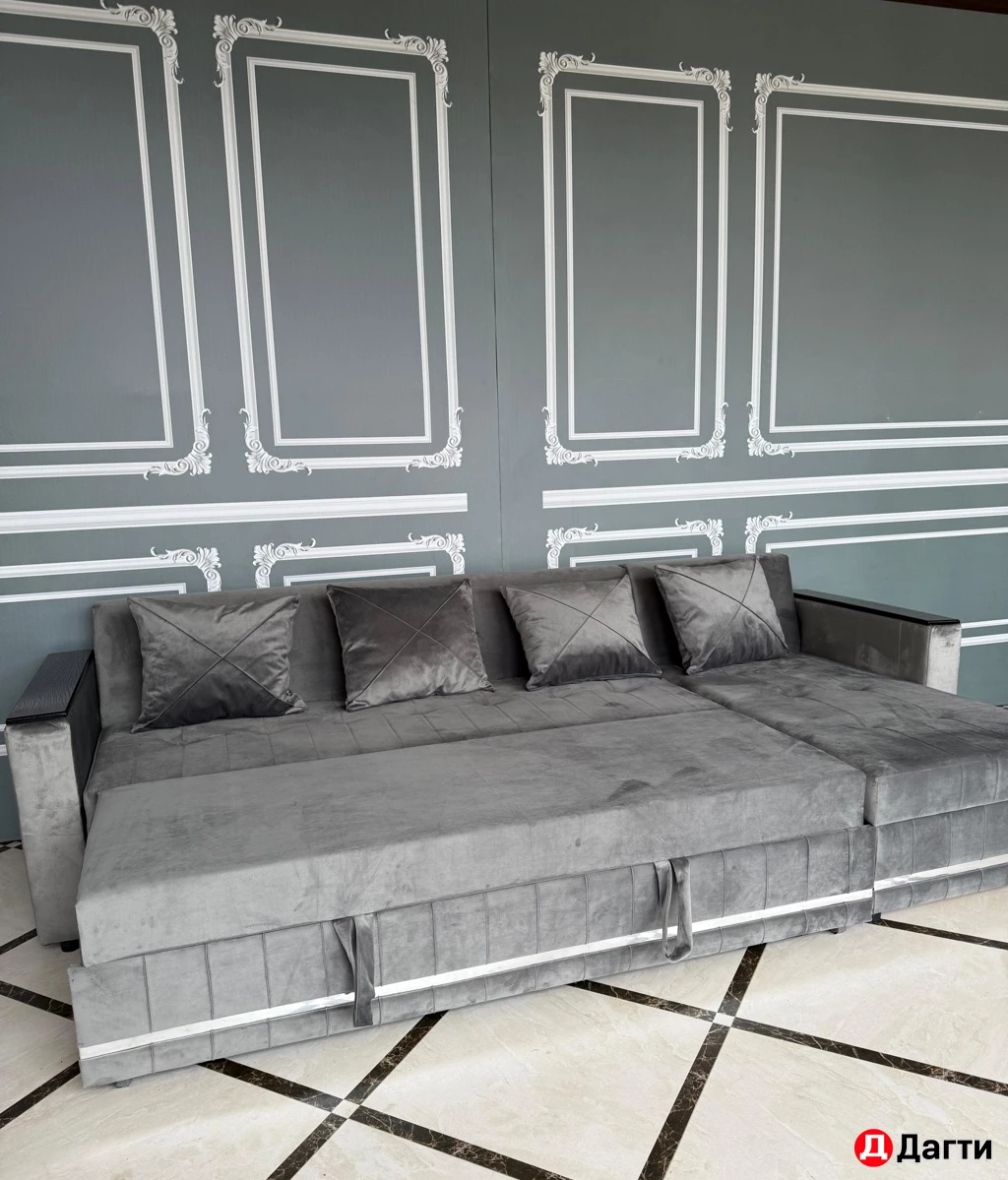 Угловой диван