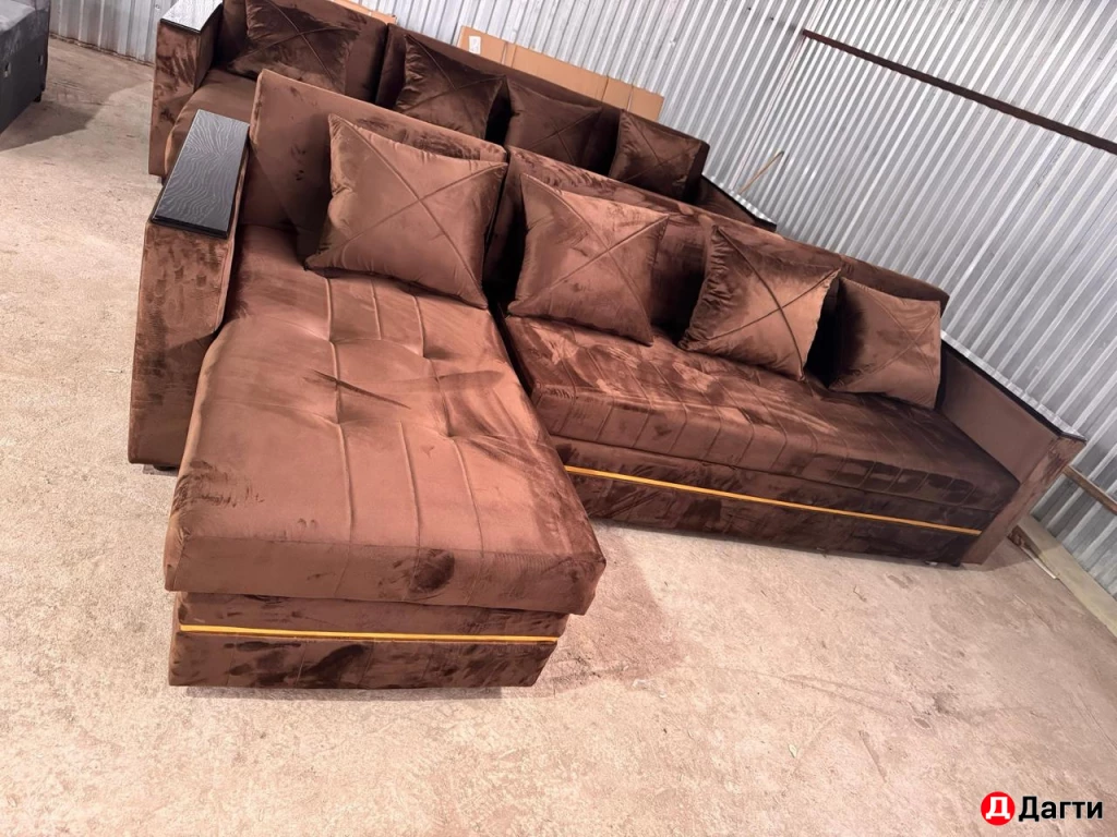 Угловой диван