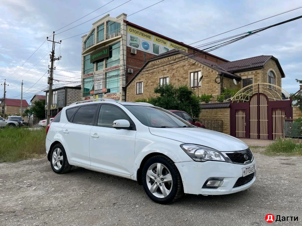 Kia Ceed, 2011 года