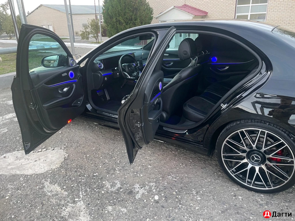 Mercedes-Benz E-Класс, 2016 года