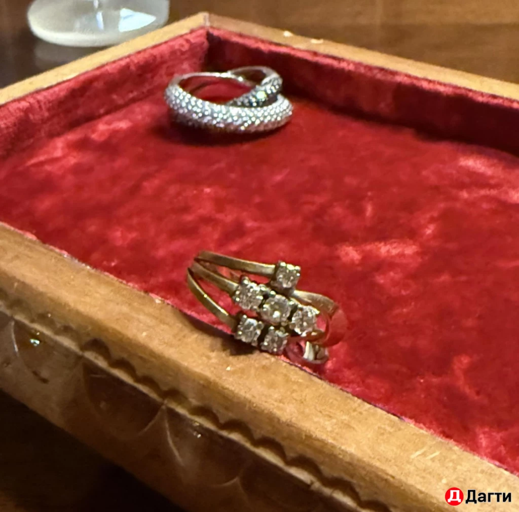 Кольцо с бриллиантами