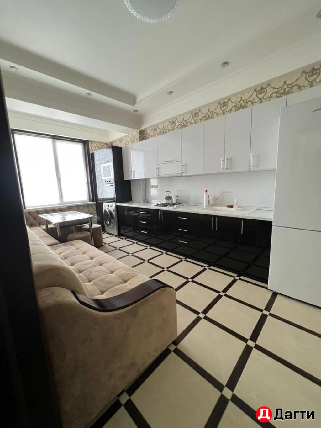 Квартира, 2 комнаты, 68 м², Агент