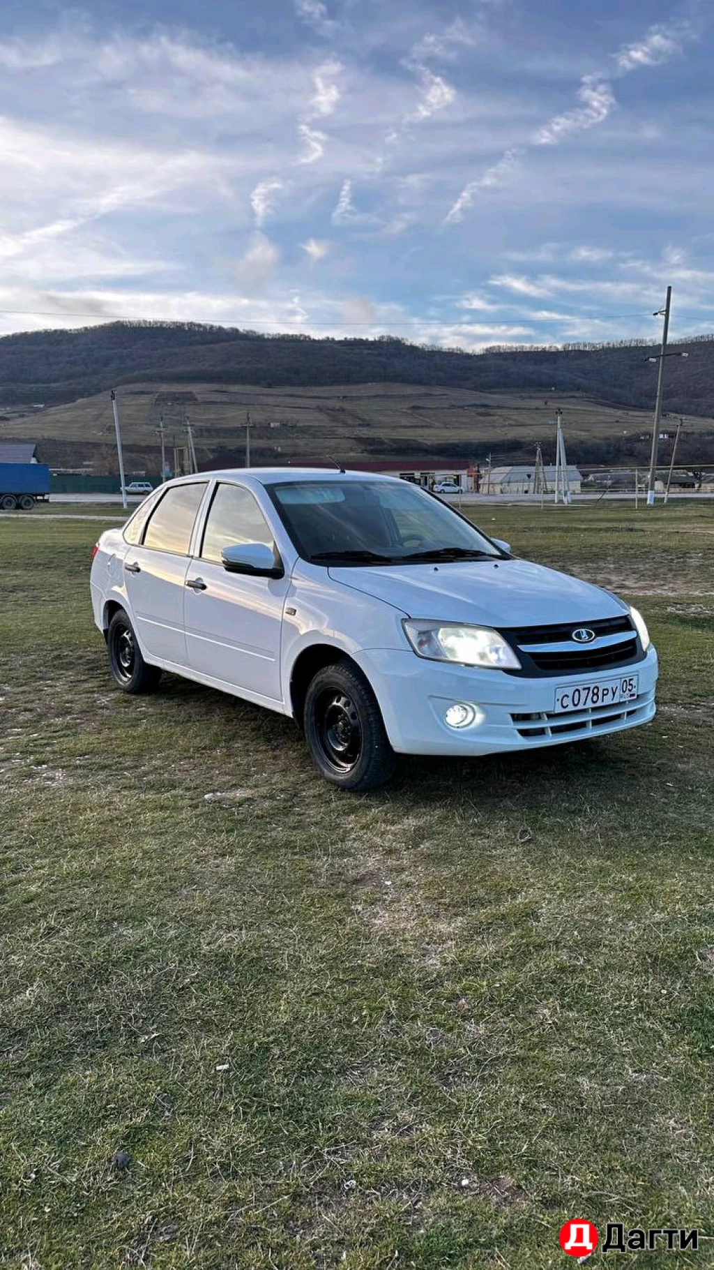 LADA (ВАЗ) Granta, 2013 года