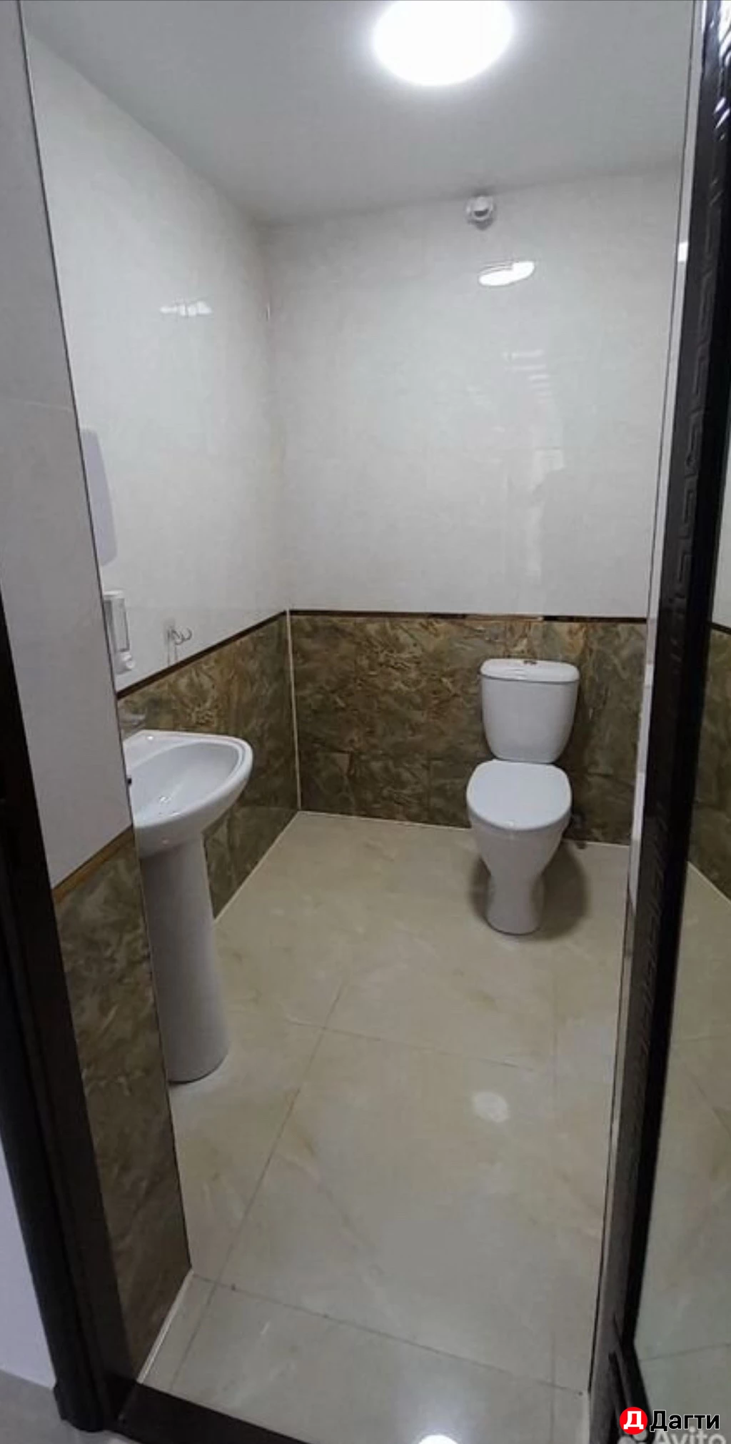 Помещение свободного назначения, 250 м², Собственник