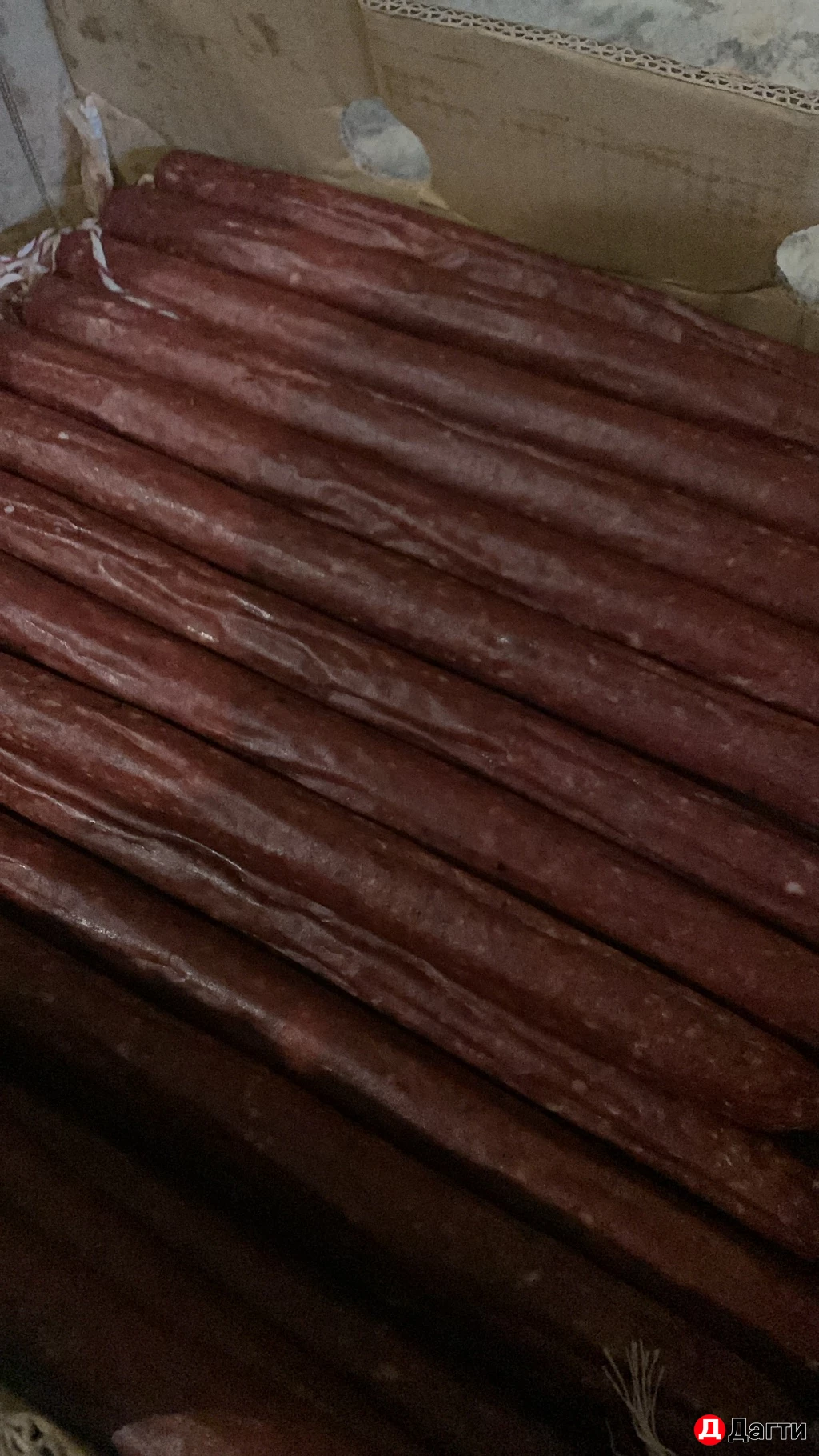 Сушеное мясо и колбаса из Ботлиха, полукопченная колбаса