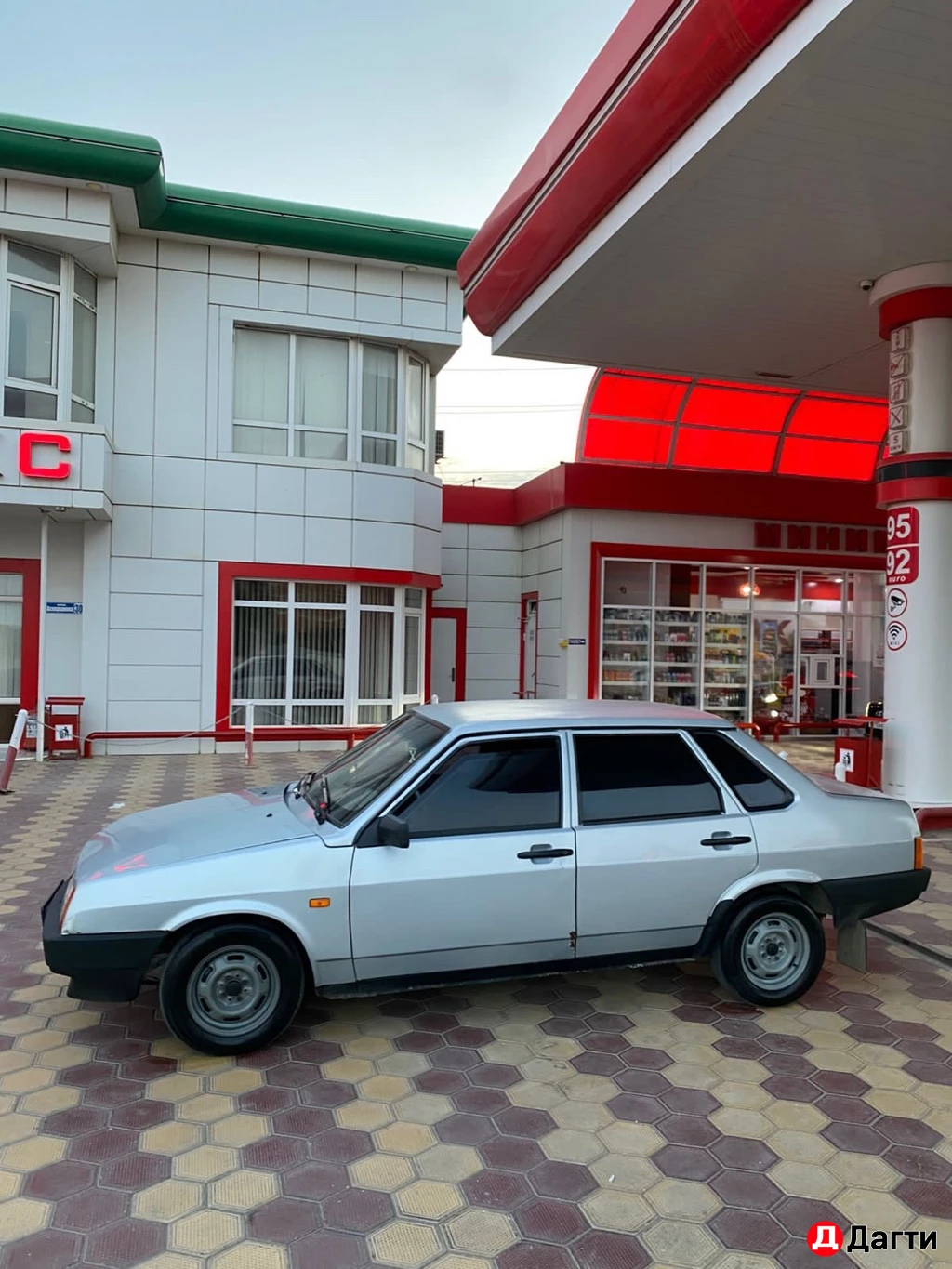 LADA (ВАЗ) 21099, 2003 года