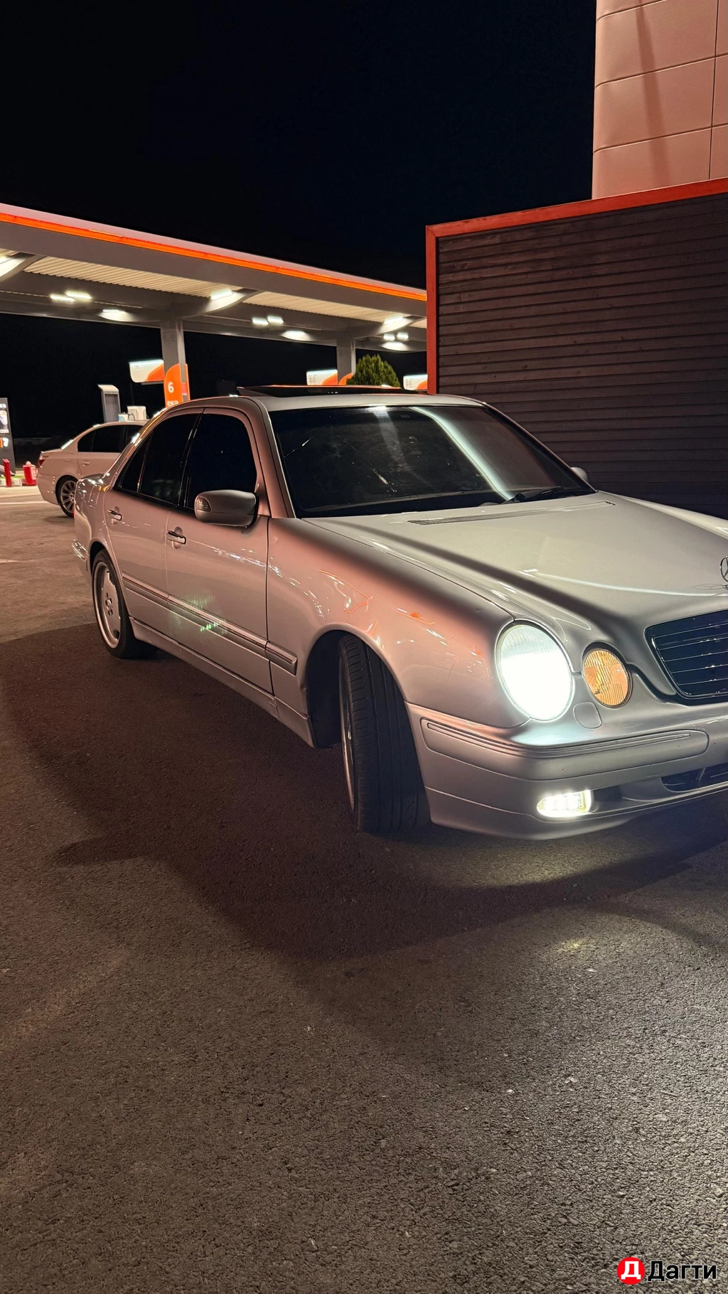 Mercedes-Benz W120, 2000 года