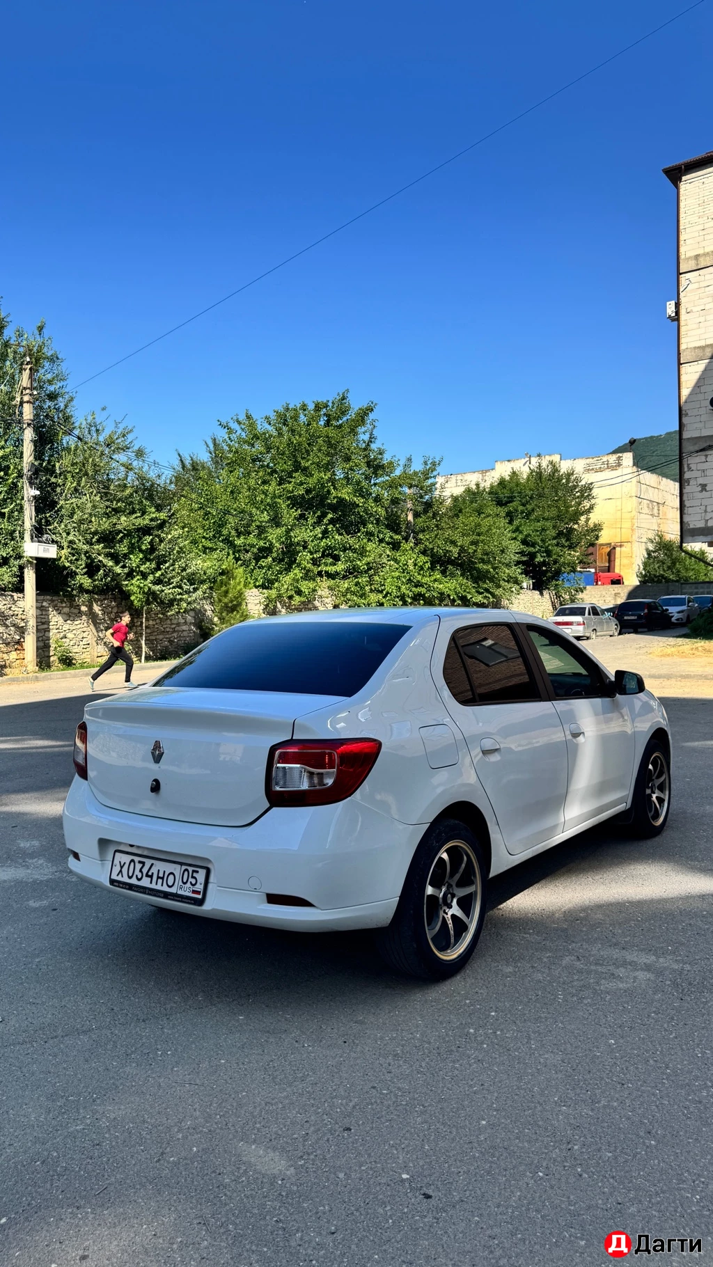 Renault Logan, 21 года
