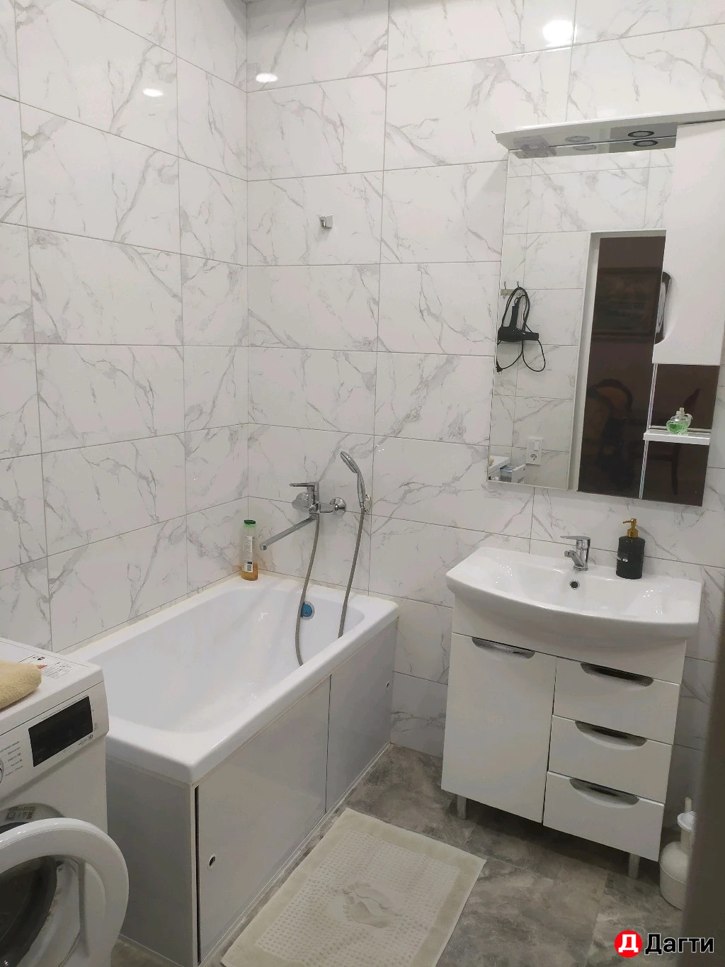 Квартира, 2 комнаты, 65 м²