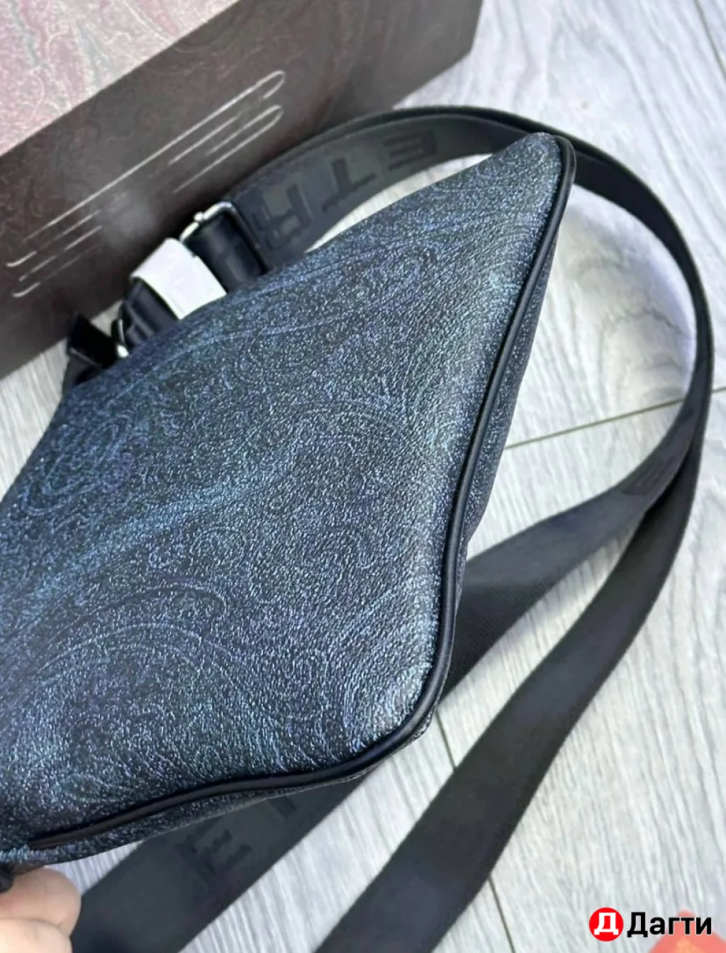 Барсетка etro