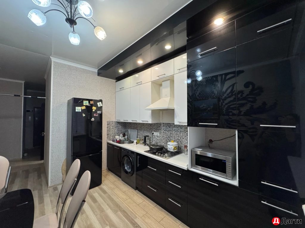 Квартира, 2 комнаты, 80 м², Собственник