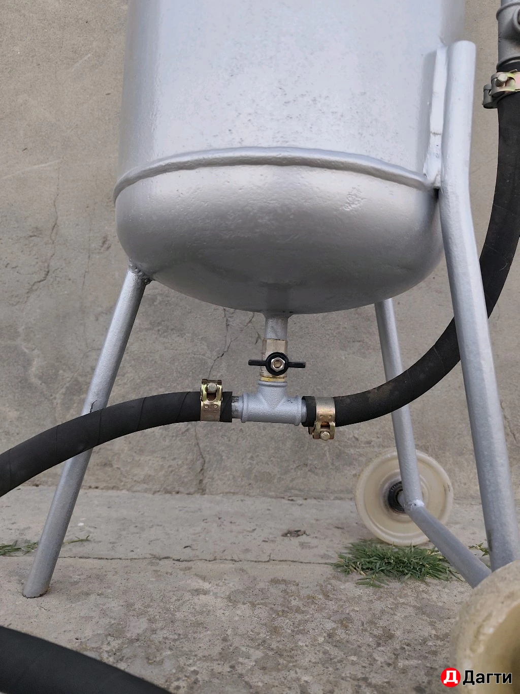 Пескоструйный аппарат