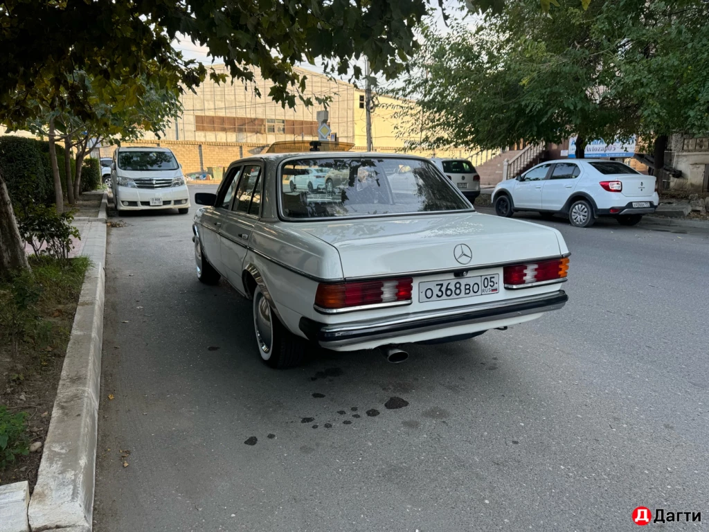 Mercedes-Benz S-Класс, 1981 года