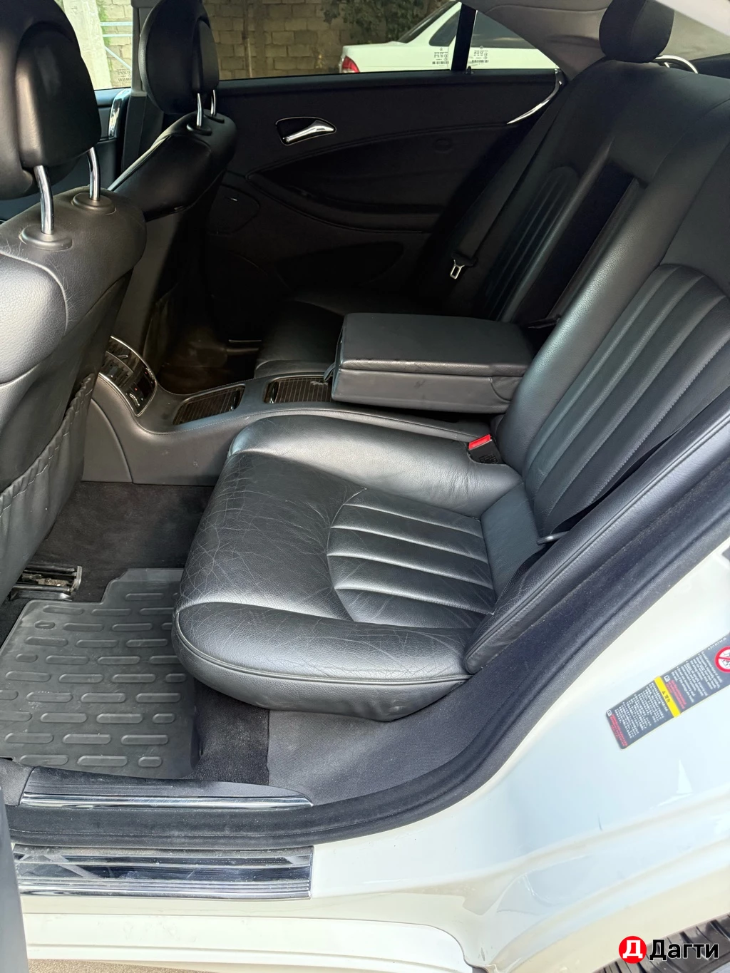 Mercedes-Benz CLS, 2005 года