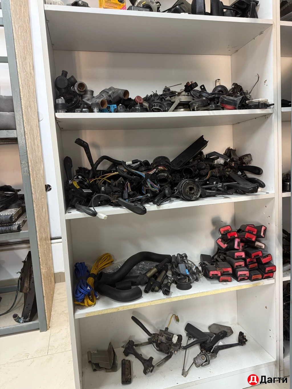 Автозапчасти б/у и новые на Российские автомобили