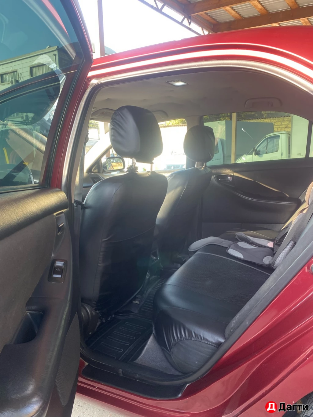 Toyota Corolla, 2005 года