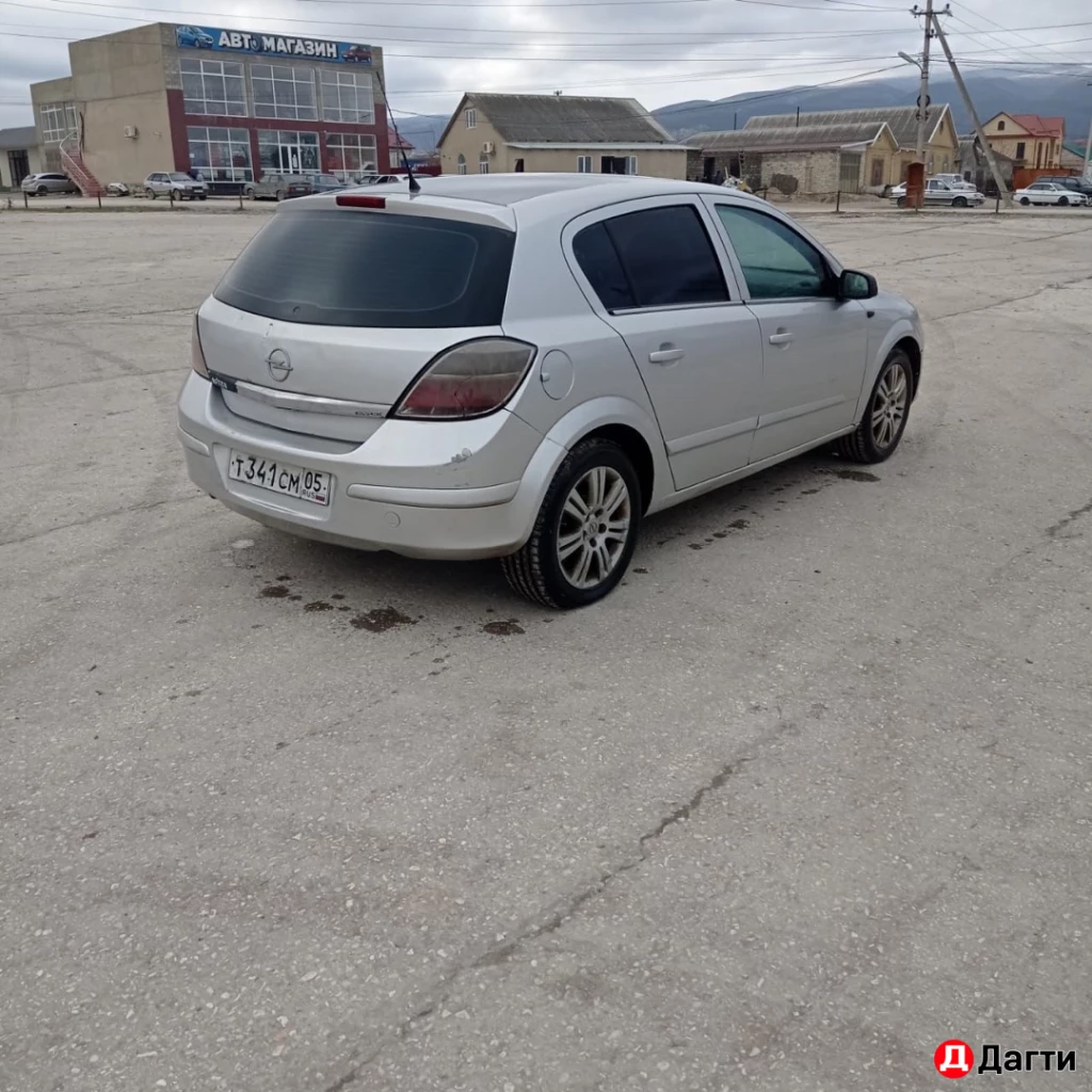 Opel Astra, 2008 года