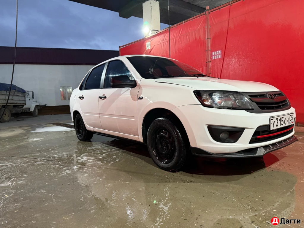 LADA (ВАЗ) Granta, 2012 года